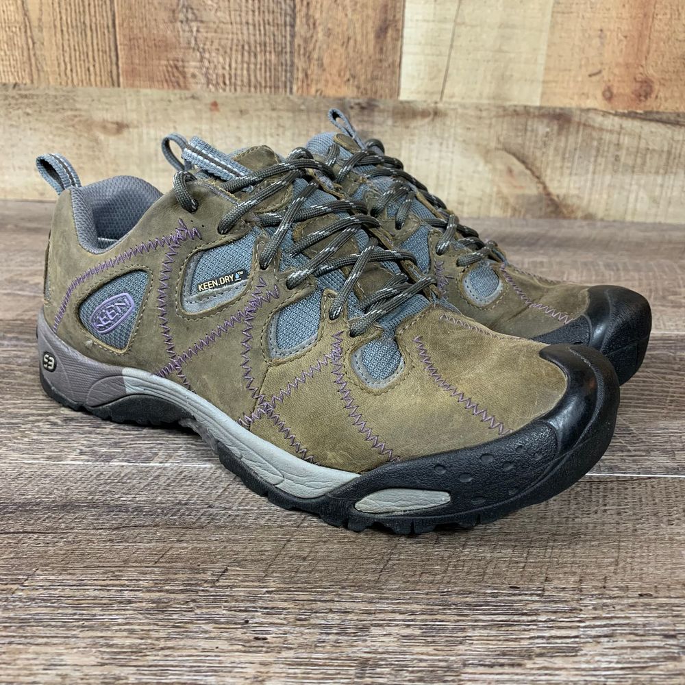 Keen Women's Sz 8 Hiking Shoes 0608